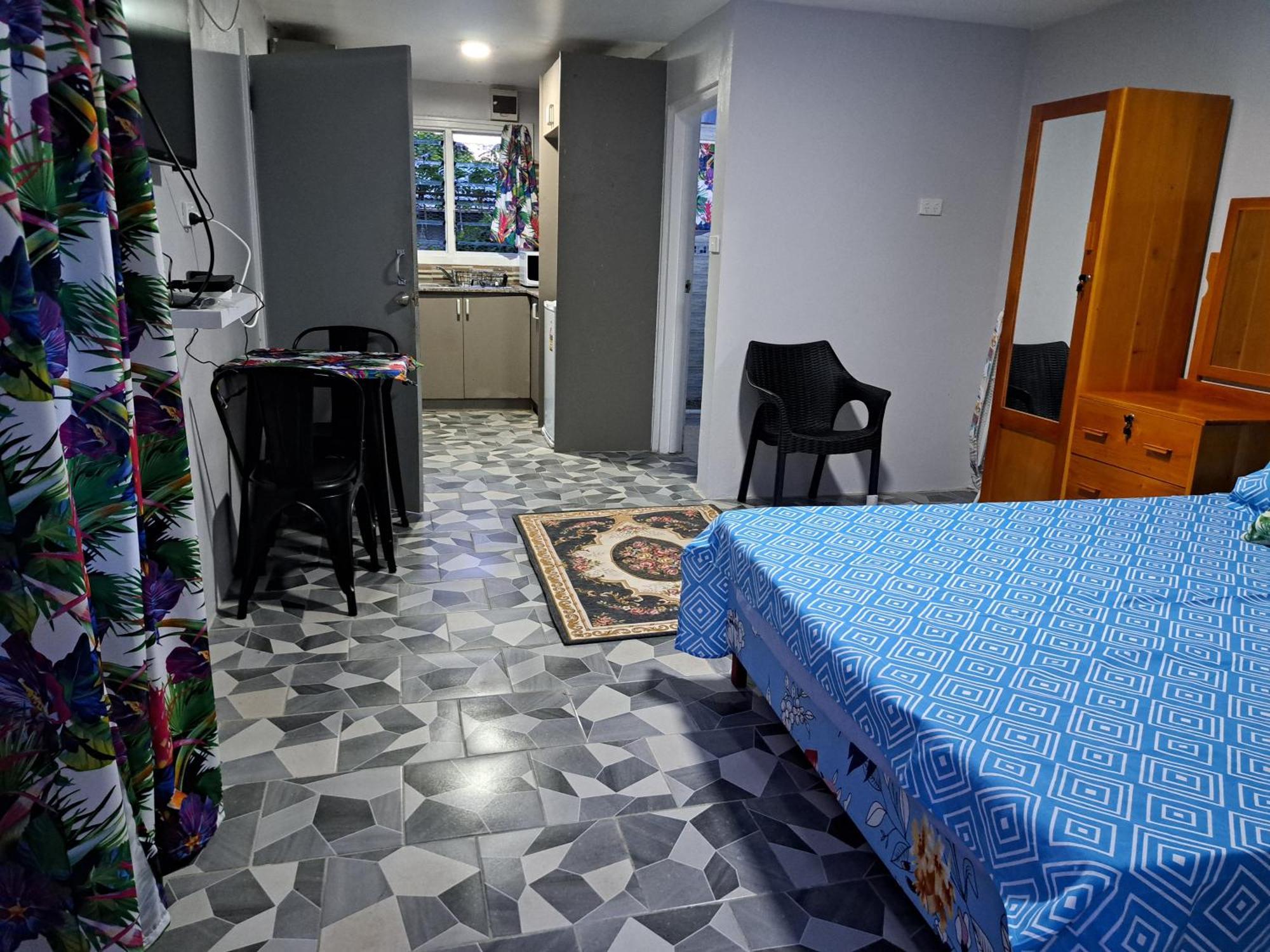 スバ Tropical Almond Haven Bed & Breakfast エクステリア 写真
